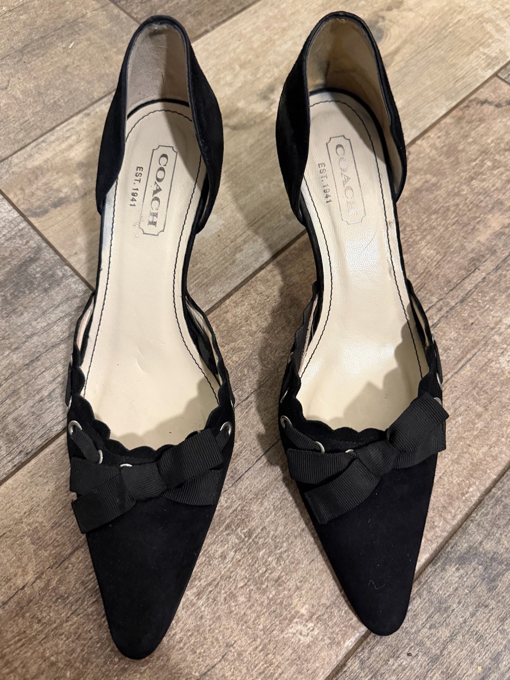 Vintage Coach Black Pointed-Toe Suede Kitten Heels Grosgrain Bow Lotus Italy